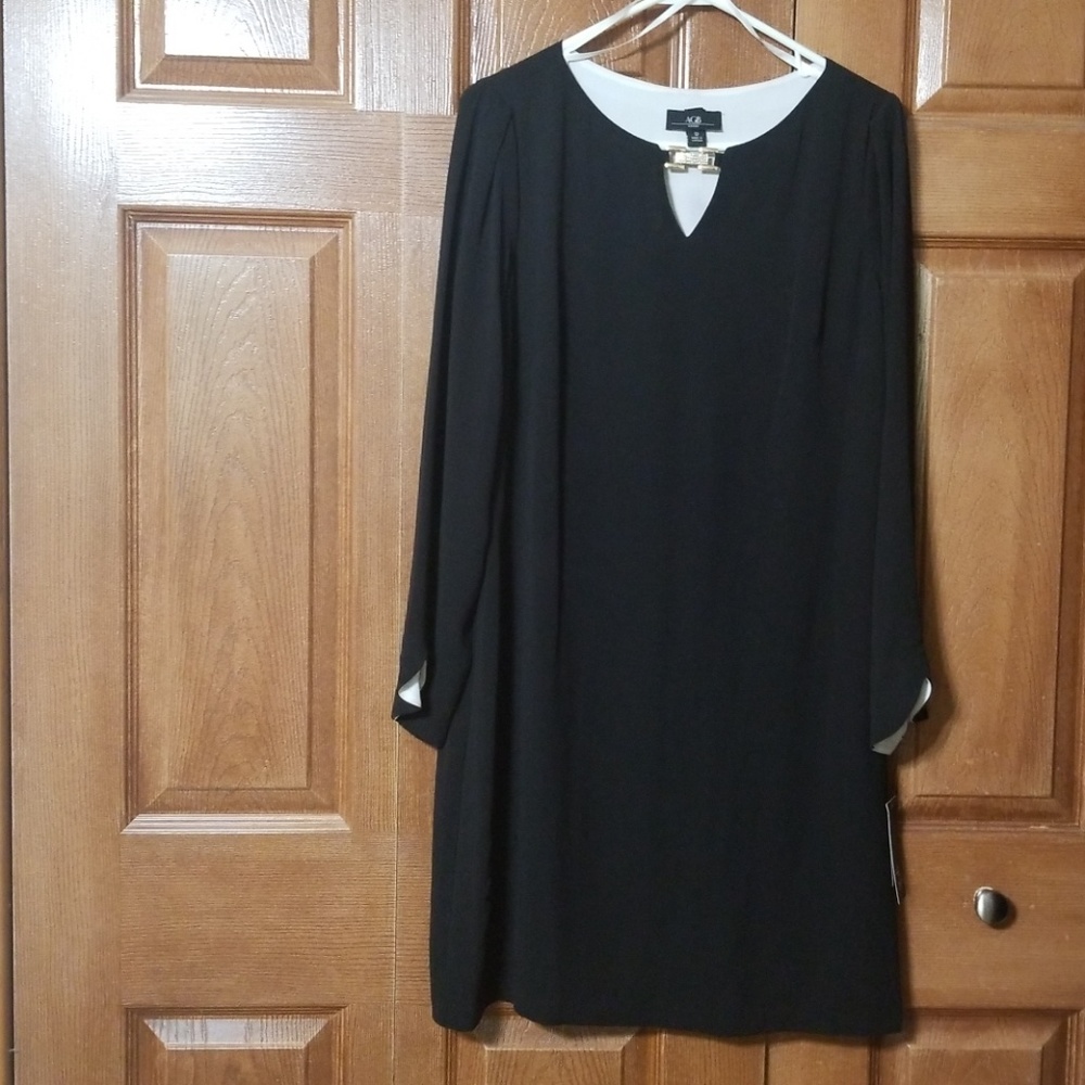 NWT Black dress